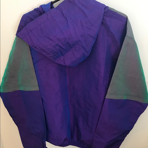 Vintage surf style windbreaker - Purple/Iridescent - Picture 2 of 3
